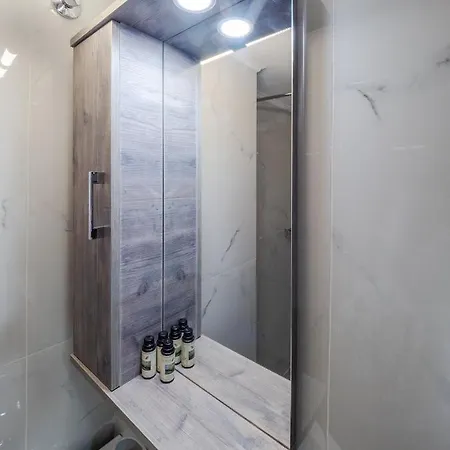 Pandora's Corfu アギオス・ゴルディオス