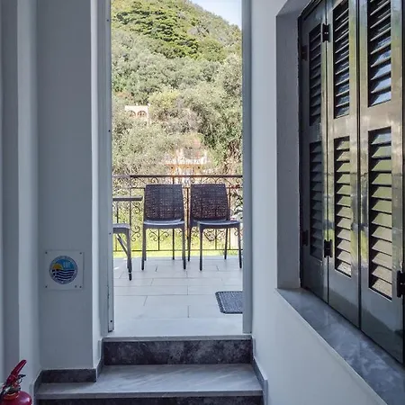 Pandora's Corfu アギオス・ゴルディオス