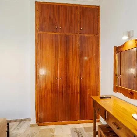 Pandora's Corfu Agios Gordios (Corfu)