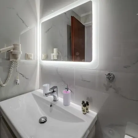 Pandora's Corfu Agios Gordios (Corfu)