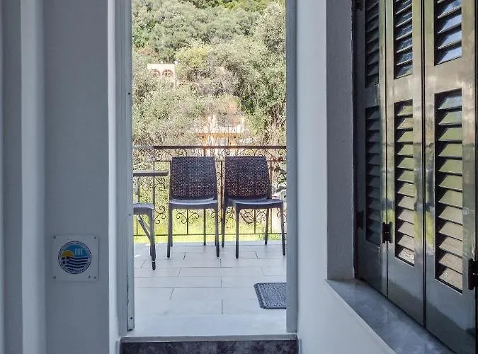 Pandora's Corfu Agios Gordios (Corfu)